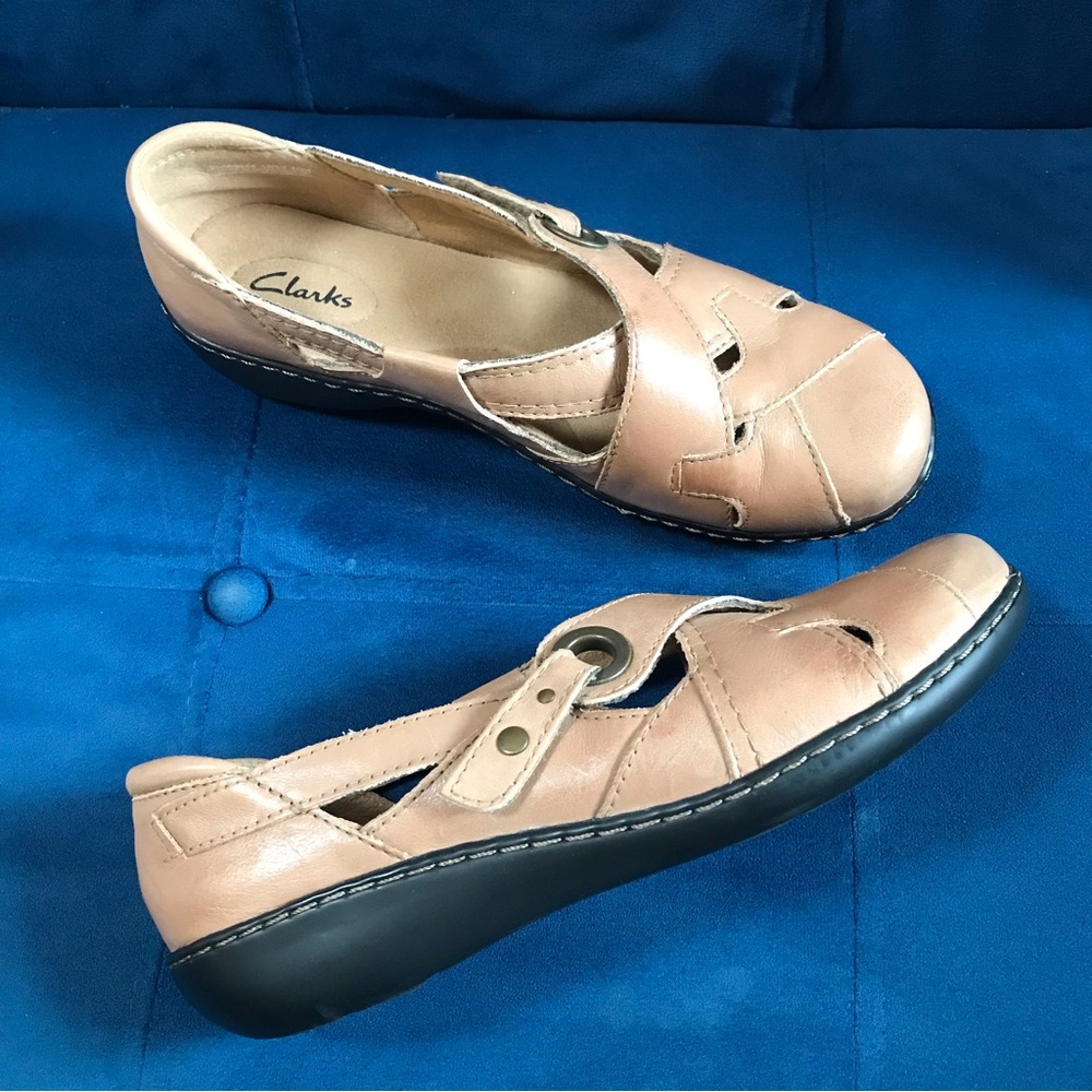 Clarks Leather Sandals Ashland India Sz 10 Tan